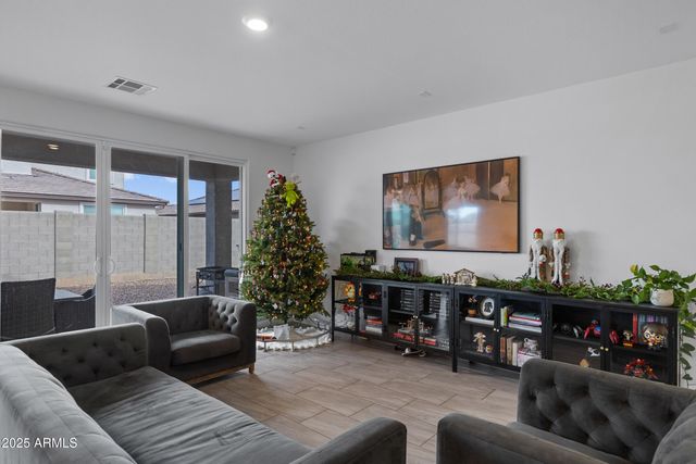 1170 E MEADOWRIDGE Drive, Casa Grande, AZ 85122