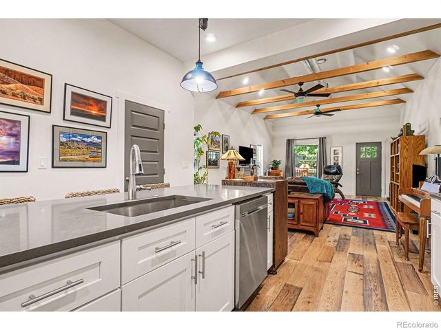 135 S Washington Avenue, Loveland, CO 80537