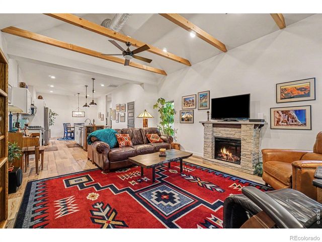 135 S Washington Avenue, Loveland, CO 80537