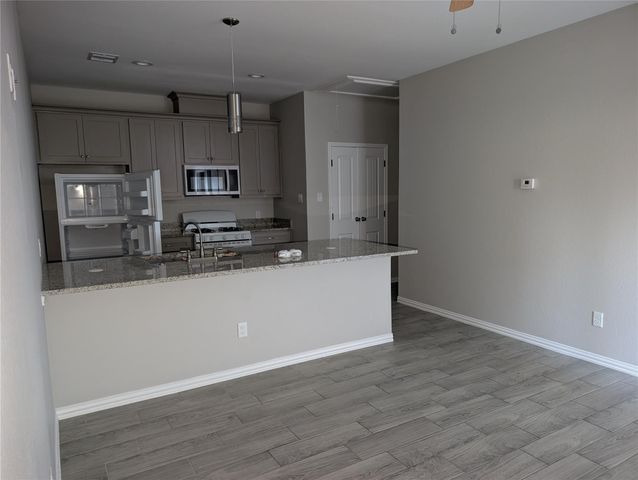 7749 Swiftwater Lane A, Houston, TX 77075