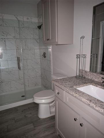 7749 Swiftwater Lane A, Houston, TX 77075