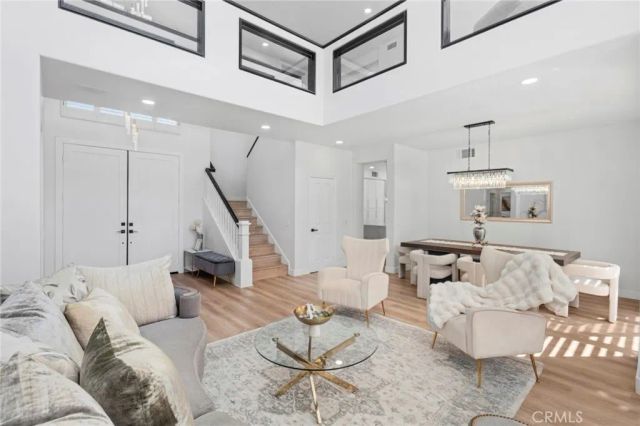 11 Petria, Irvine, CA 92606