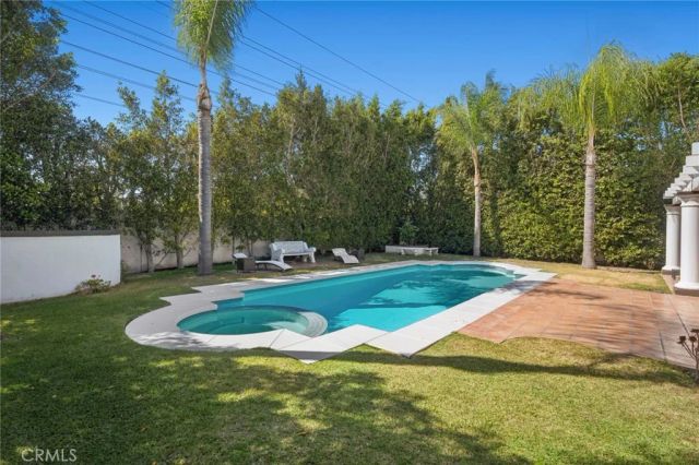 11 Petria, Irvine, CA 92606