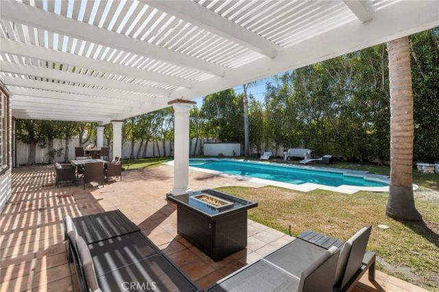 11 Petria, Irvine, CA 92606