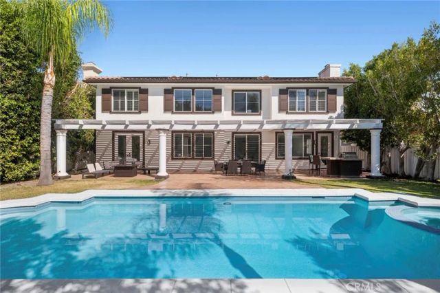 11 Petria, Irvine, CA 92606