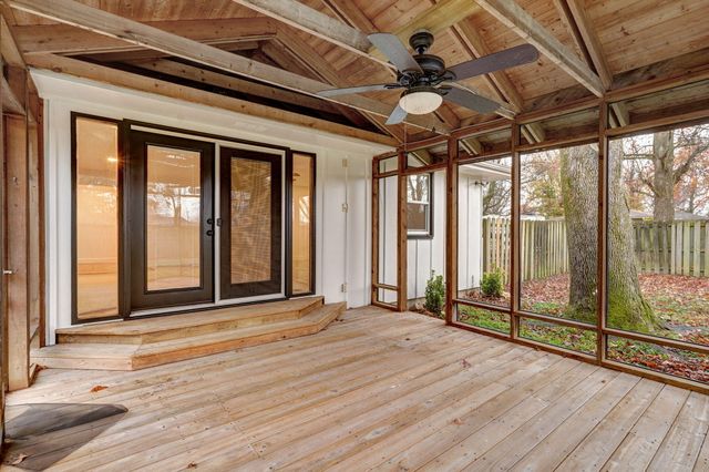 701 Hillcrest Avenue, Nixa, MO 65714