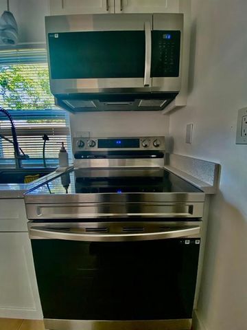 1420 SW 33rd Court, Fort Lauderdale, FL 33315