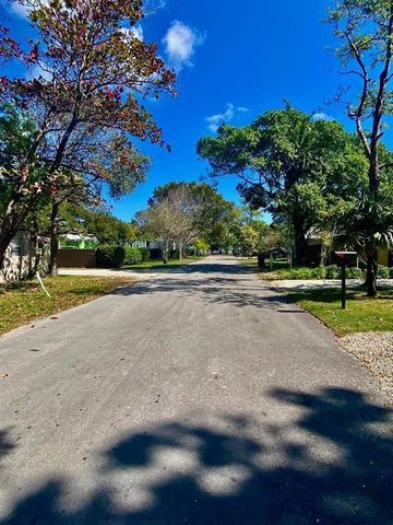 1420 SW 33rd Court, Fort Lauderdale, FL 33315