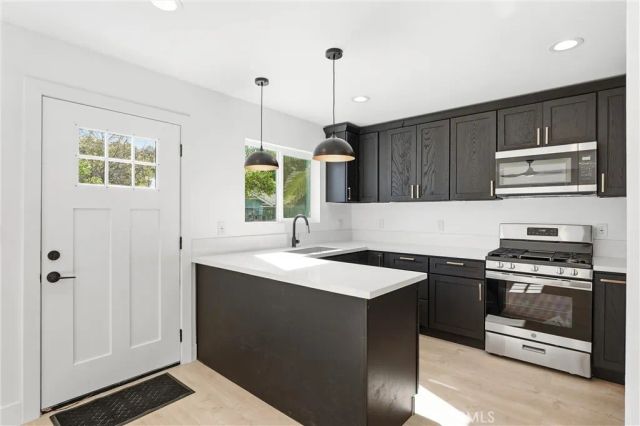 3519 E Colorado Street, Long Beach, CA 90814