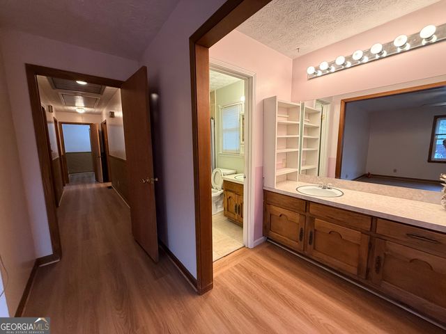 191 Murphy Avenue, Lawrenceville, GA 30044