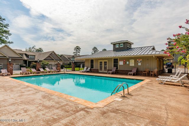 22 Cypress Circle, Southern Pines, NC 28387