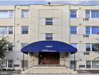 4803 WELLINGTON DR #202, Chevy Chase, MD 20815