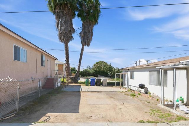 5242 48 Imperial Ave, San Diego, CA 92114