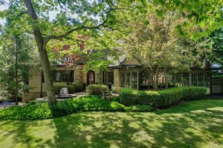 933 Juneau DRIVE, Fontana, WI 53125