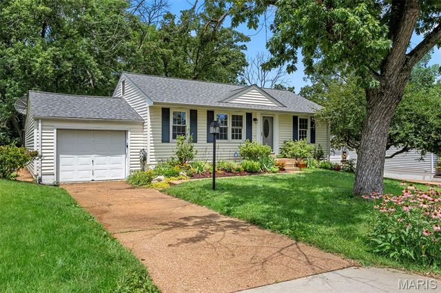 10831 Lawnbrook Drive, Unincorporated, MO 63123