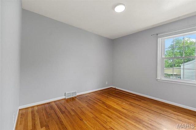 10831 Lawnbrook Drive, Unincorporated, MO 63123
