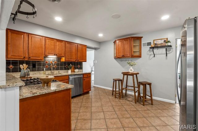 10831 Lawnbrook Drive, Unincorporated, MO 63123