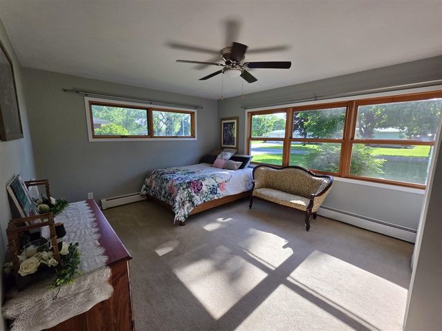 201 S Elm Street, White Pigeon, MI 49099