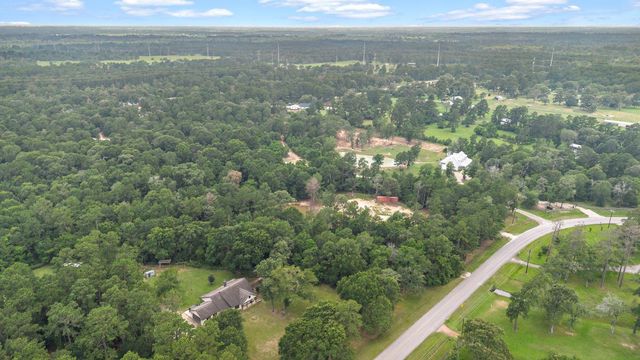 28171 Joseph Rd, Hockley, TX 77447
