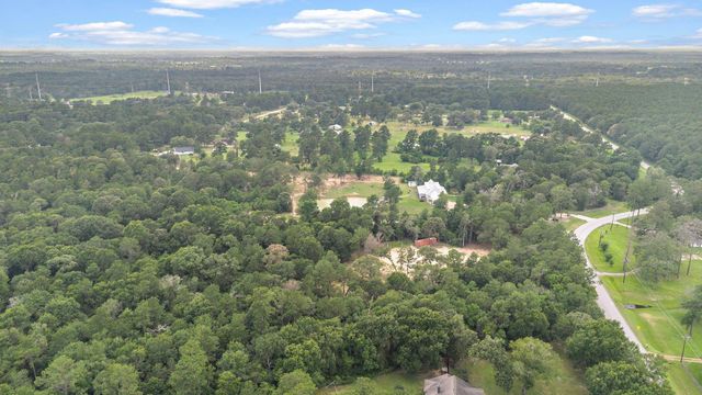 28171 Joseph Rd, Hockley, TX 77447