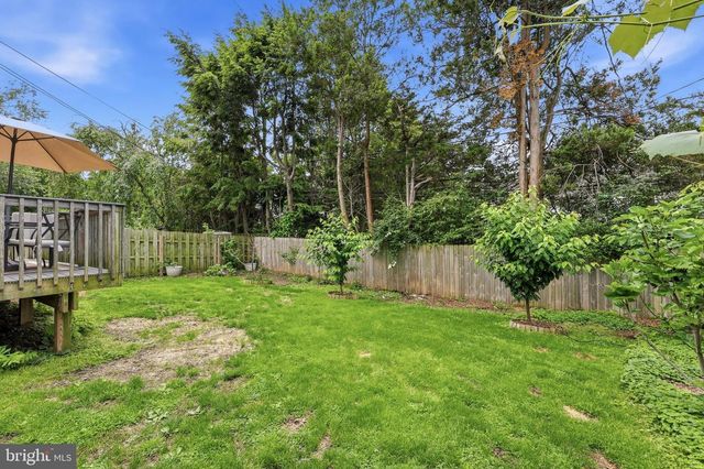 102 ROCK GLEN RD, Wynnewood, PA 19096