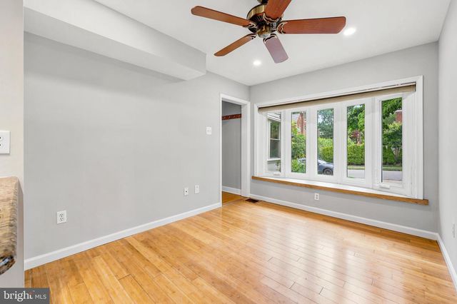 102 ROCK GLEN RD, Wynnewood, PA 19096