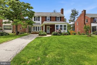 102 ROCK GLEN RD, Wynnewood, PA 19096