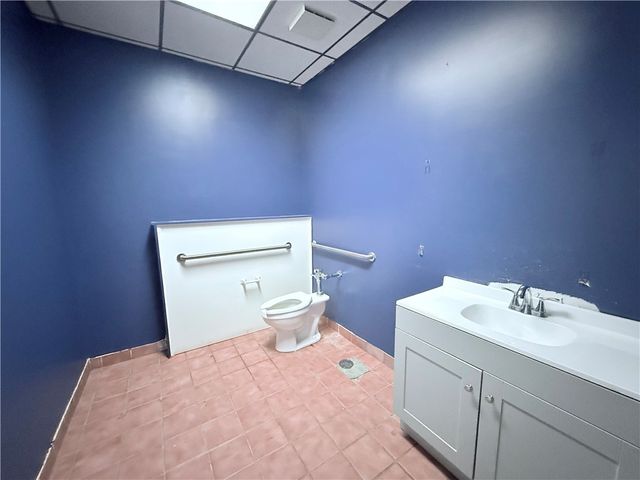 229 N Jefferson St, New Castle, PA 16101