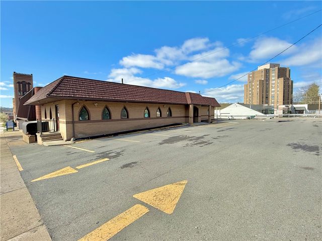 229 N Jefferson St, New Castle, PA 16101