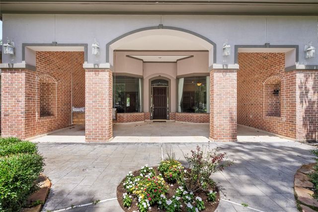 13406 Pinnacle Place, Houston, TX 77069