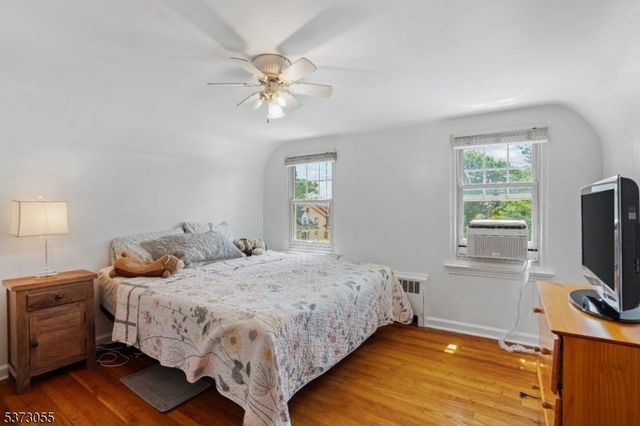 384 S Harrison St, East Orange City, NJ 07018
