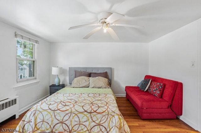 384 S Harrison St, East Orange City, NJ 07018