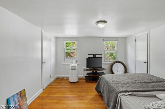 384 S Harrison St, East Orange City, NJ 07018