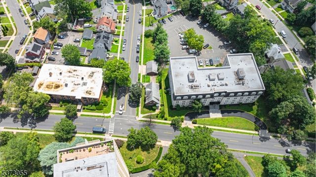 384 S Harrison St, East Orange City, NJ 07018