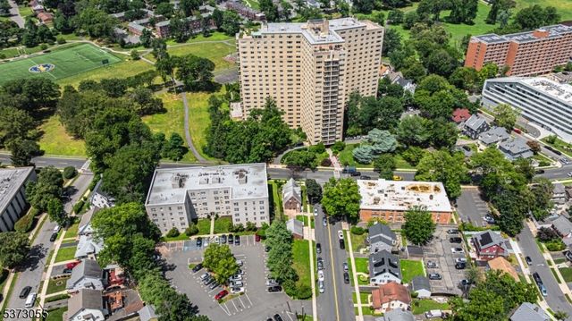 384 S Harrison St, East Orange City, NJ 07018