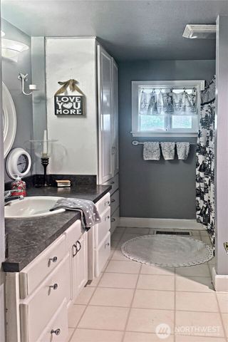 1226 O Street NE, Auburn, WA 98002