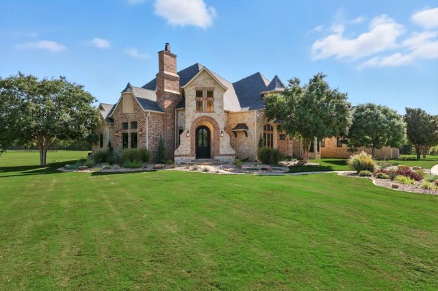 850 Manor Drive, Argyle, TX 76226
