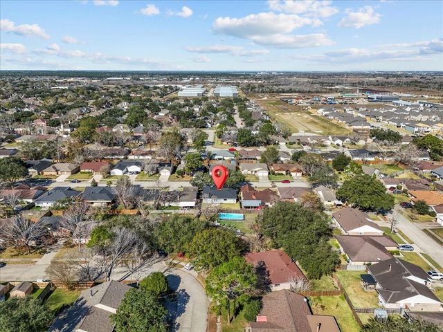 2319 Leading Edge Drive, Friendswood, TX 77546