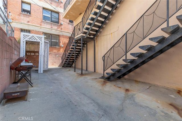 1835 N Alexandria Boulevard 7, Los Angeles, CA 90027