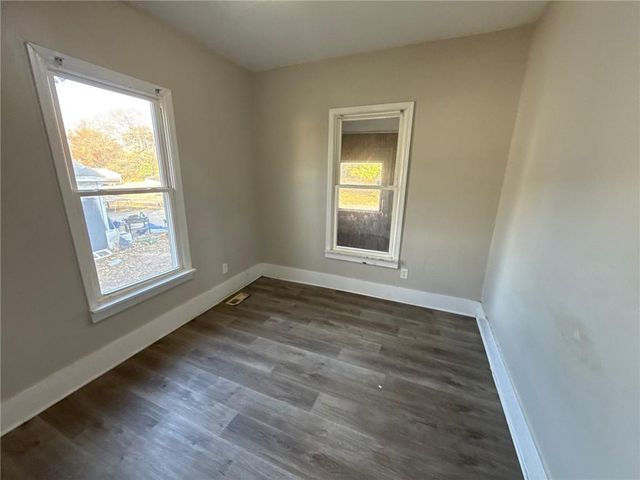 1916 Monroe Avenue, Kansas City, MO 64127