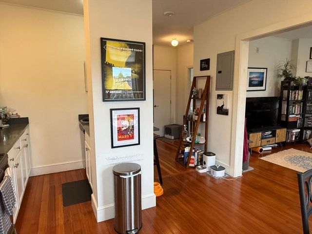 1871 Beacon St 5, Brookline, MA 02445