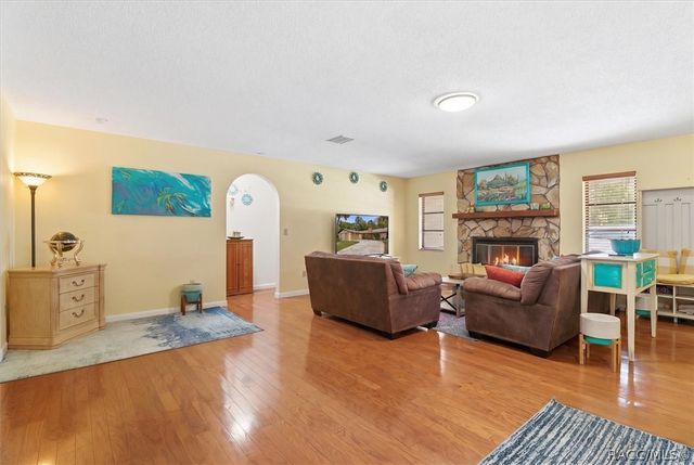 5 Sycamore Court N, Homosassa, FL 34446