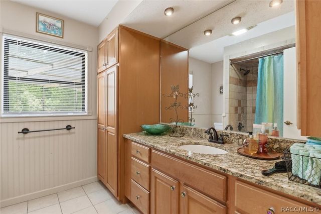 5 Sycamore Court N, Homosassa, FL 34446
