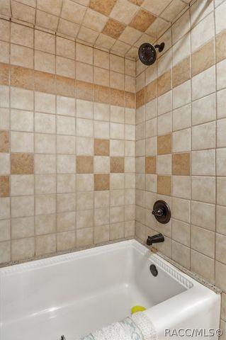 5 Sycamore Court N, Homosassa, FL 34446