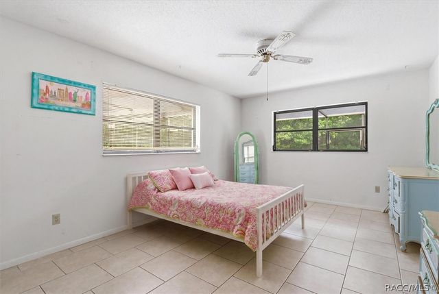 5 Sycamore Court N, Homosassa, FL 34446