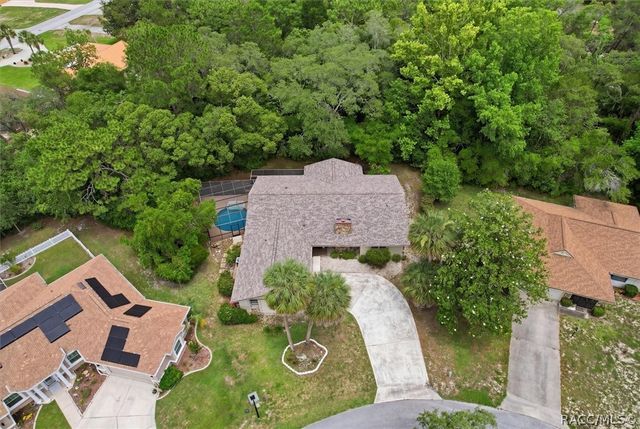5 Sycamore Court N, Homosassa, FL 34446