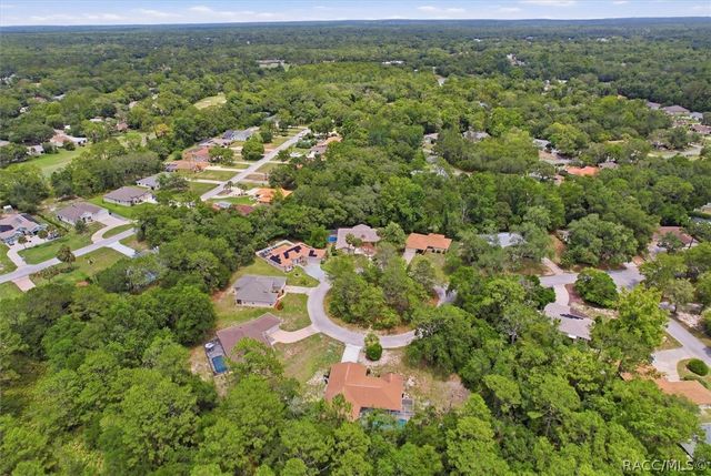 5 Sycamore Court N, Homosassa, FL 34446
