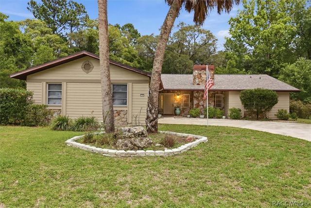 5 Sycamore Court N, Homosassa, FL 34446