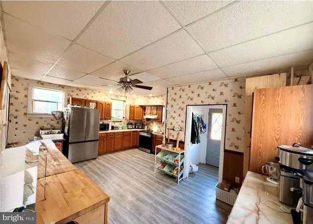 233 S LIBERTY ST, Orwigsburg, PA 17961