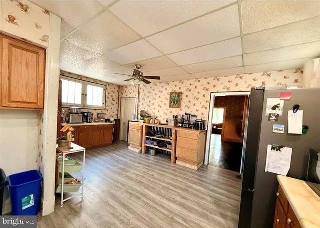 233 S LIBERTY ST, Orwigsburg, PA 17961